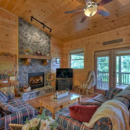 Mashburn Mill Hawks Hideaway - Cuddleupヴィラ エクステリア 写真