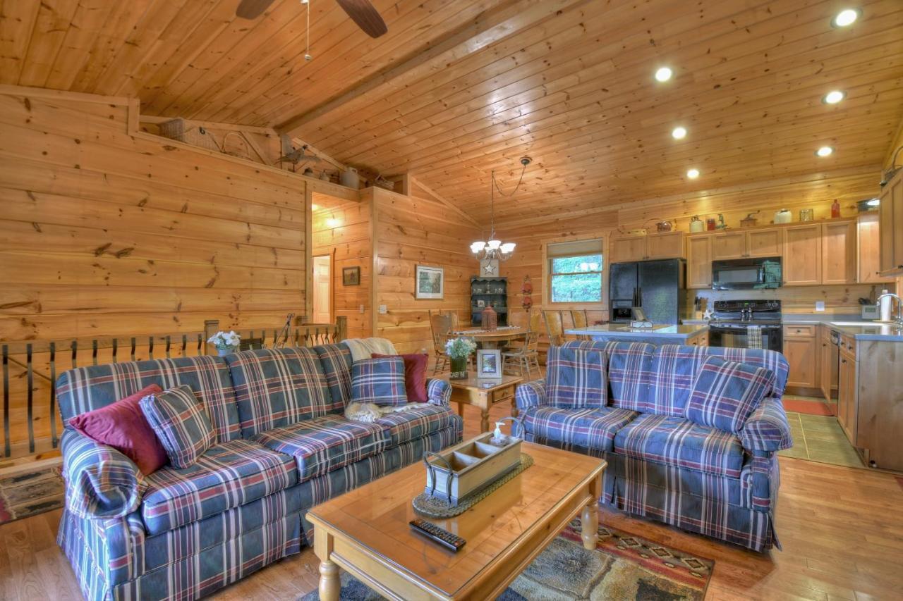 Mashburn Mill Hawks Hideaway - Cuddleupヴィラ エクステリア 写真